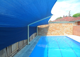 SAM_Blue cantilivered Pool cover 2